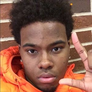 Meet your Posher, Aaron